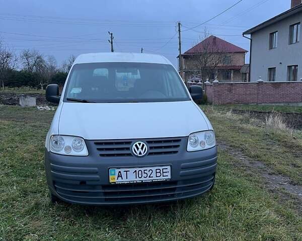 Білий Фольксваген Кадді, об'ємом двигуна 1.97 л та пробігом 330 тис. км за 5200 $, фото 1 на Automoto.ua