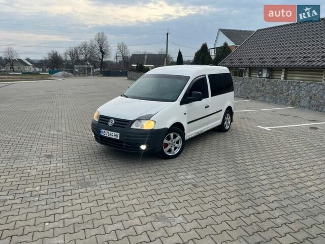 Белый Фольксваген Кадди, объемом двигателя 1.98 л и пробегом 400 тыс. км за 3000 $, фото 1 на Automoto.ua