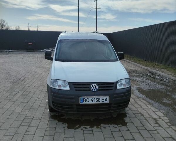 Белый Фольксваген Кадди, объемом двигателя 1.9 л и пробегом 283 тыс. км за 5500 $, фото 1 на Automoto.ua