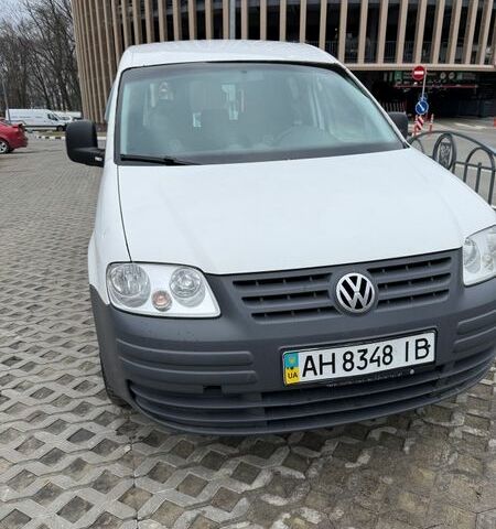Білий Фольксваген Кадді, об'ємом двигуна 1.97 л та пробігом 326 тис. км за 4100 $, фото 1 на Automoto.ua