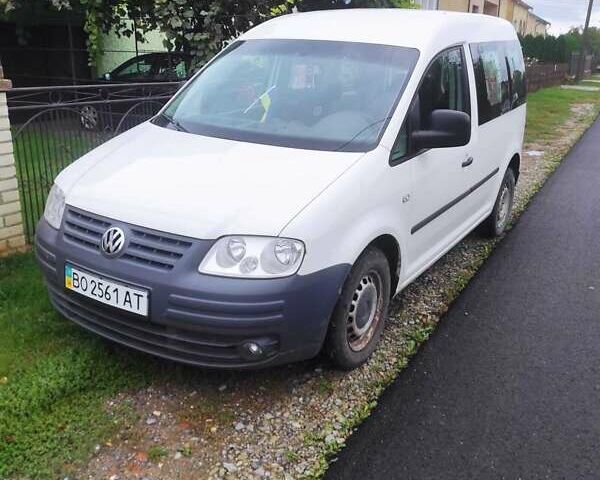 Белый Фольксваген Кадди, объемом двигателя 1.9 л и пробегом 355 тыс. км за 6300 $, фото 1 на Automoto.ua