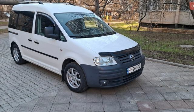 Білий Фольксваген Кадді, об'ємом двигуна 1.97 л та пробігом 263 тис. км за 5400 $, фото 1 на Automoto.ua