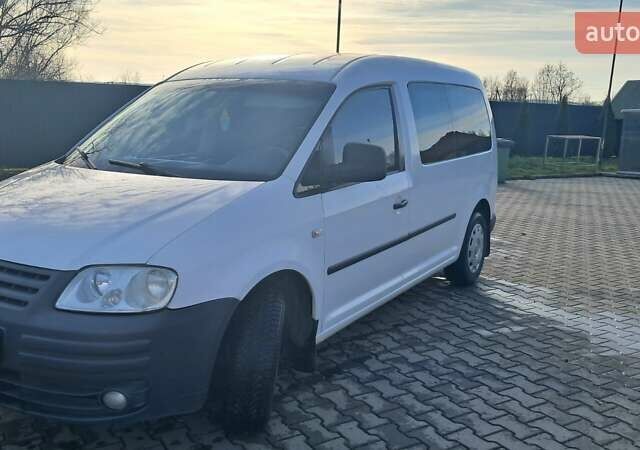 Білий Фольксваген Кадді, об'ємом двигуна 1.9 л та пробігом 230 тис. км за 7000 $, фото 1 на Automoto.ua