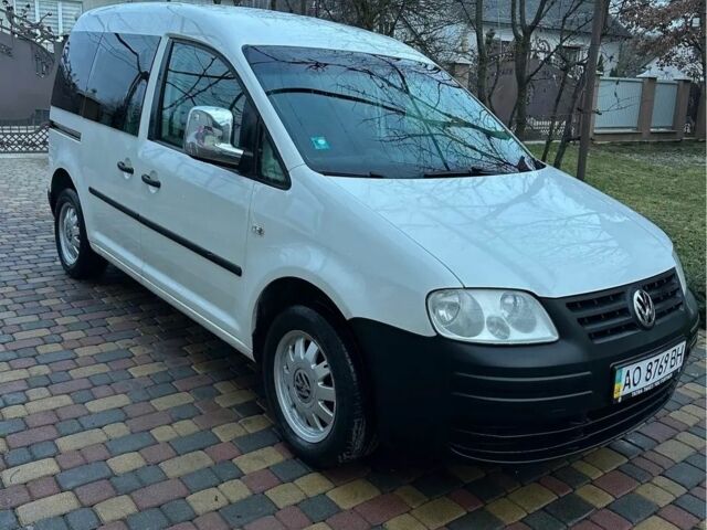 Белый Фольксваген Кадди, объемом двигателя 1.9 л и пробегом 168 тыс. км за 2500 $, фото 1 на Automoto.ua
