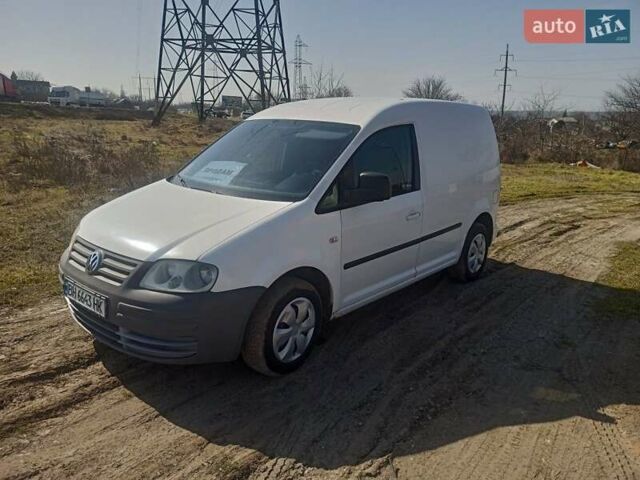 Белый Фольксваген Кадди, объемом двигателя 1.6 л и пробегом 100 тыс. км за 3800 $, фото 1 на Automoto.ua