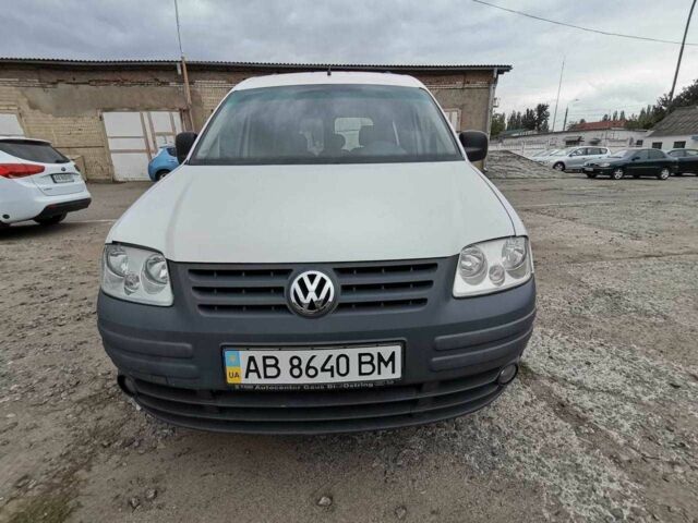 Білий Фольксваген Кадді, об'ємом двигуна 1.6 л та пробігом 330 тис. км за 6000 $, фото 1 на Automoto.ua