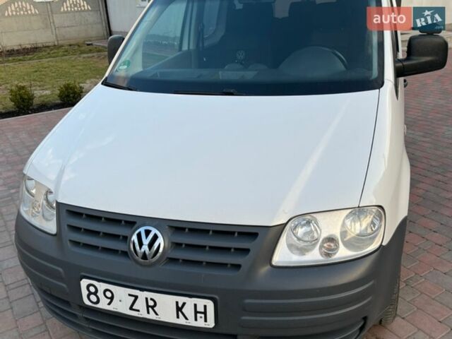 Белый Фольксваген Кадди, объемом двигателя 1.6 л и пробегом 260 тыс. км за 6999 $, фото 1 на Automoto.ua