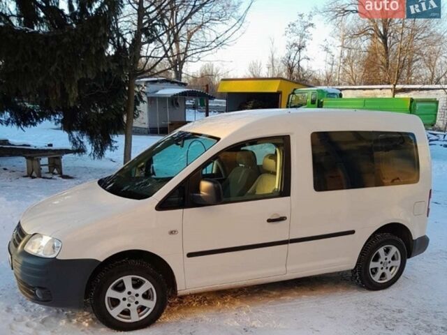 Белый Фольксваген Кадди, объемом двигателя 1.9 л и пробегом 260 тыс. км за 7000 $, фото 1 на Automoto.ua