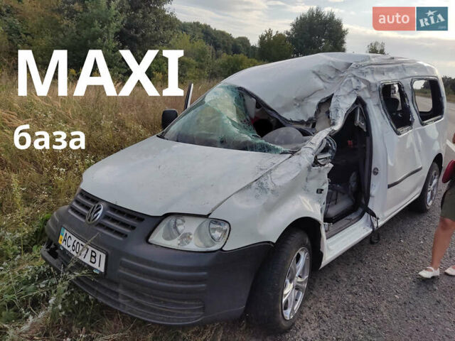 Белый Фольксваген Кадди, объемом двигателя 2 л и пробегом 280 тыс. км за 4100 $, фото 1 на Automoto.ua