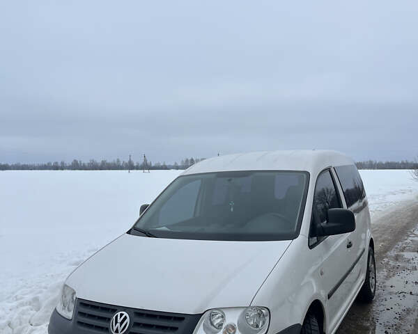 Белый Фольксваген Кадди, объемом двигателя 1.9 л и пробегом 261 тыс. км за 7500 $, фото 1 на Automoto.ua