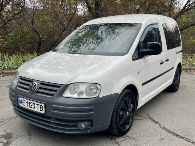 Фольксваген Кадди 2008 в Кривом Роге на Automoto.ua Белый Фольксваген Кадди, объемом двигателя 1.9 л и пробегом 220 тыс. км за 7200 $, фото 1 на Automoto.ua