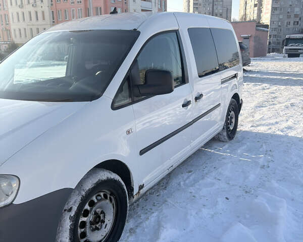 Білий Фольксваген Кадді, об'ємом двигуна 1.9 л та пробігом 351 тис. км за 7200 $, фото 1 на Automoto.ua