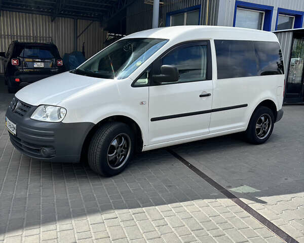 Белый Фольксваген Кадди, объемом двигателя 1.9 л и пробегом 214 тыс. км за 7450 $, фото 1 на Automoto.ua