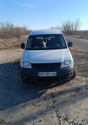 Белый Фольксваген Кадди, объемом двигателя 1.9 л и пробегом 200 тыс. км за 7400 $, фото 1 на Automoto.ua