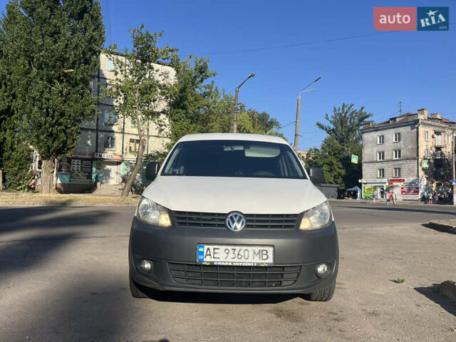 Белый Фольксваген Кадди, объемом двигателя 1.6 л и пробегом 330 тыс. км за 6500 $, фото 1 на Automoto.ua