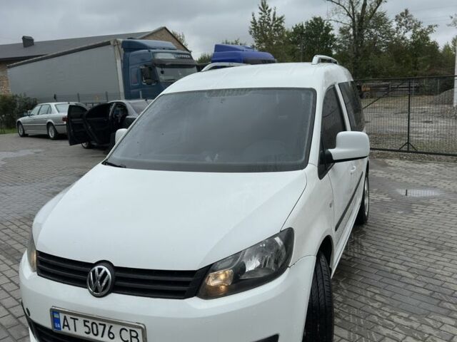 Белый Фольксваген Кадди, объемом двигателя 1.6 л и пробегом 192 тыс. км за 8300 $, фото 1 на Automoto.ua