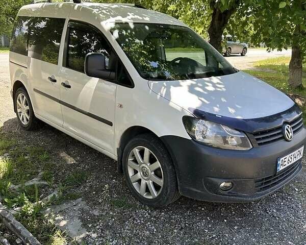 Білий Фольксваген Кадді, об'ємом двигуна 1.6 л та пробігом 300 тис. км за 7700 $, фото 1 на Automoto.ua