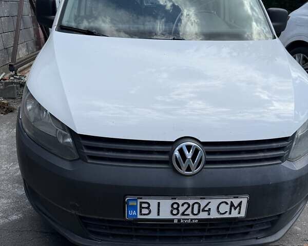 Белый Фольксваген Кадди, объемом двигателя 1.6 л и пробегом 252 тыс. км за 7000 $, фото 1 на Automoto.ua