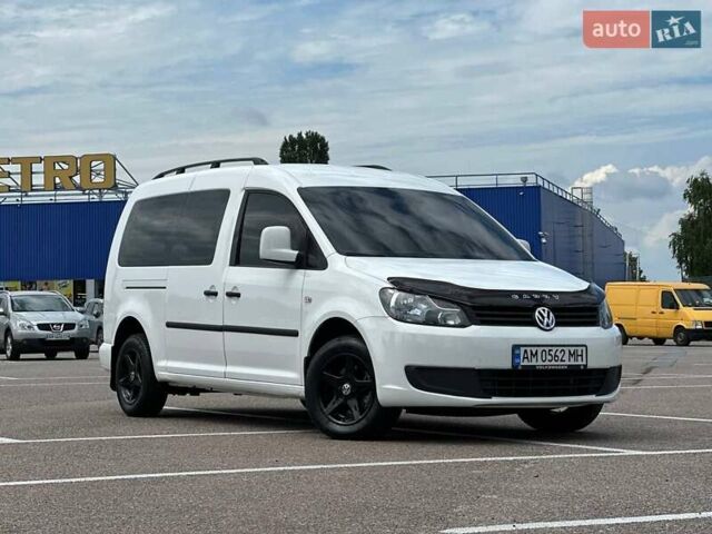 Белый Фольксваген Кадди, объемом двигателя 1.6 л и пробегом 185 тыс. км за 9950 $, фото 1 на Automoto.ua