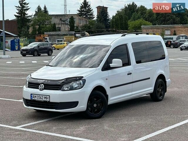 Белый Фольксваген Кадди, объемом двигателя 1.6 л и пробегом 191 тыс. км за 10700 $, фото 1 на Automoto.ua
