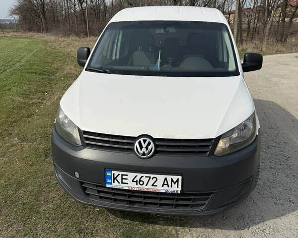 Белый Фольксваген Кадди, объемом двигателя 1.2 л и пробегом 140 тыс. км за 6800 $, фото 1 на Automoto.ua