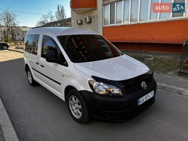 Білий Фольксваген Кадді, об'ємом двигуна 1.6 л та пробігом 232 тис. км за 10400 $, фото 1 на Automoto.ua