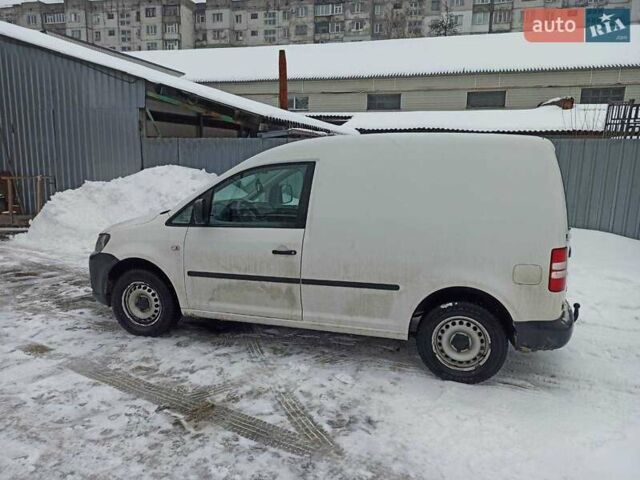 Белый Фольксваген Кадди, объемом двигателя 1.6 л и пробегом 242 тыс. км за 7500 $, фото 1 на Automoto.ua