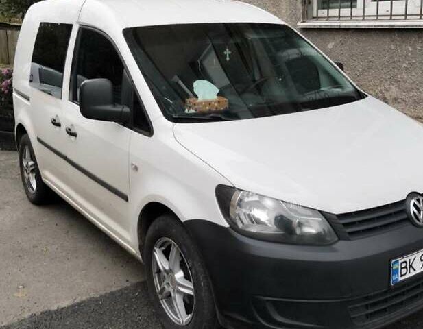 Білий Фольксваген Кадді, об'ємом двигуна 1.6 л та пробігом 280 тис. км за 8000 $, фото 1 на Automoto.ua