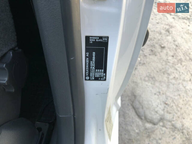 Белый Фольксваген Кадди, объемом двигателя 1.6 л и пробегом 257 тыс. км за 9000 $, фото 1 на Automoto.ua