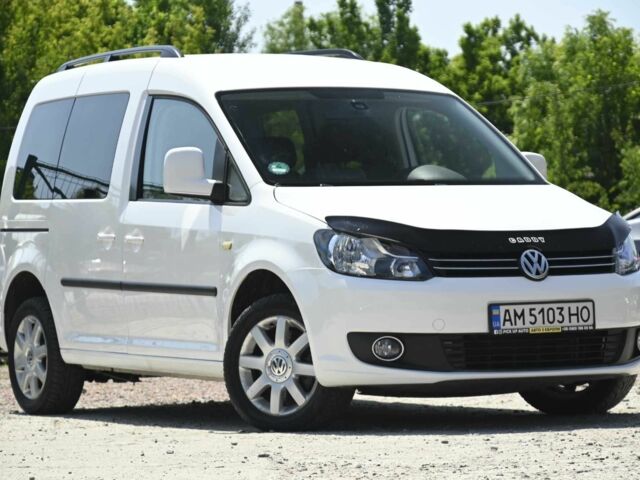 Фольксваген Кадди 2012 в Бердичеве на Automoto.ua Белый Фольксваген Кадди, объемом двигателя 2 л и пробегом 396 тыс. км за 10500 $, фото 1 на Automoto.ua