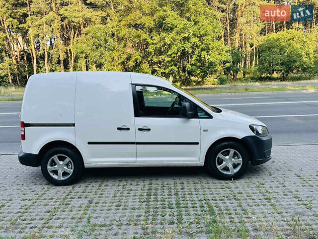 Белый Фольксваген Кадди, объемом двигателя 0 л и пробегом 185 тыс. км за 5600 $, фото 1 на Automoto.ua