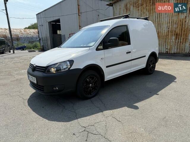 Белый Фольксваген Кадди, объемом двигателя 1.6 л и пробегом 280 тыс. км за 9000 $, фото 1 на Automoto.ua