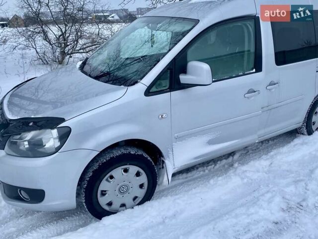 Білий Фольксваген Кадді, об'ємом двигуна 1.6 л та пробігом 295 тис. км за 10500 $, фото 1 на Automoto.ua