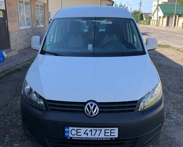 Белый Фольксваген Кадди, объемом двигателя 1.6 л и пробегом 184 тыс. км за 12700 $, фото 1 на Automoto.ua