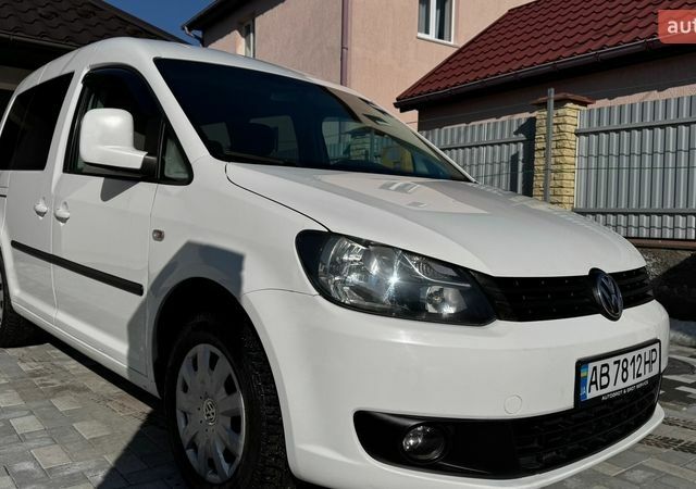 Белый Фольксваген Кадди, объемом двигателя 1.6 л и пробегом 366 тыс. км за 9900 $, фото 1 на Automoto.ua
