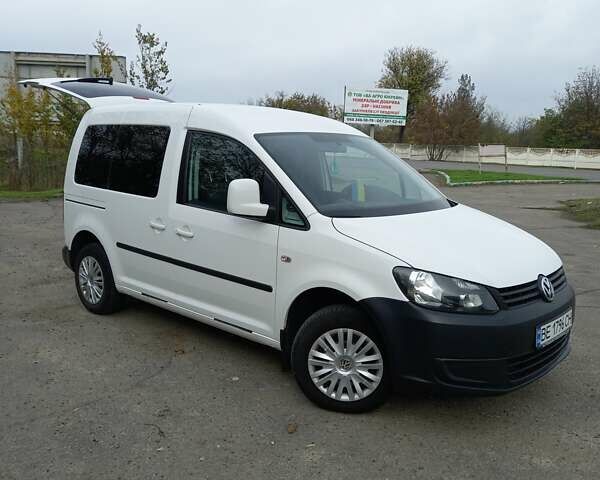 Білий Фольксваген Кадді, об'ємом двигуна 1.6 л та пробігом 182 тис. км за 12500 $, фото 1 на Automoto.ua
