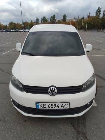 Білий Фольксваген Кадді, об'ємом двигуна 1.6 л та пробігом 290 тис. км за 11999 $, фото 1 на Automoto.ua