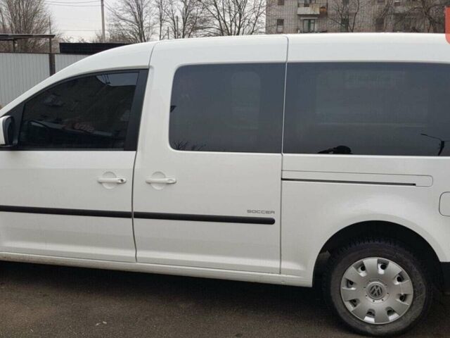 Белый Фольксваген Кадди, объемом двигателя 1.6 л и пробегом 346 тыс. км за 11800 $, фото 1 на Automoto.ua