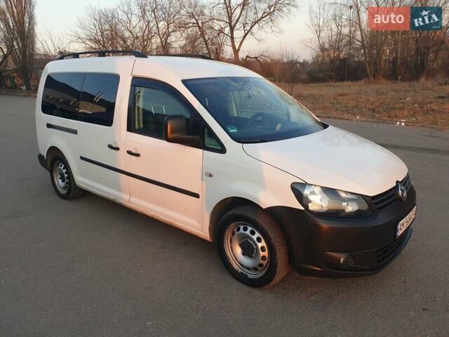 Белый Фольксваген Кадди, объемом двигателя 1.6 л и пробегом 253 тыс. км за 12400 $, фото 1 на Automoto.ua