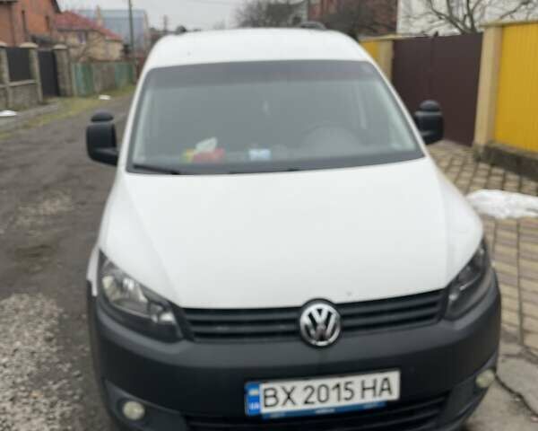 Фольксваген Кадди 2014 в Хмельницком на Automoto.ua Белый Фольксваген Кадди, объемом двигателя 1.6 л и пробегом 310 тыс. км за 10900 $, фото 1 на Automoto.ua