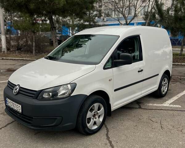 Білий Фольксваген Кадді, об'ємом двигуна 1.6 л та пробігом 193 тис. км за 7500 $, фото 1 на Automoto.ua