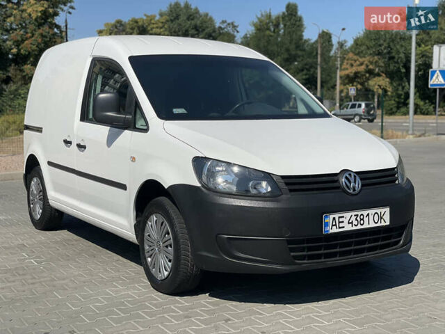 Белый Фольксваген Кадди, объемом двигателя 1.6 л и пробегом 230 тыс. км за 6900 $, фото 1 на Automoto.ua