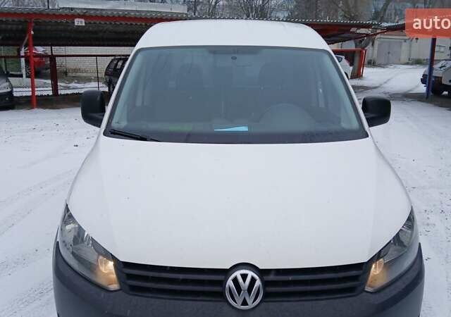 Белый Фольксваген Кадди, объемом двигателя 1.6 л и пробегом 283 тыс. км за 9000 $, фото 1 на Automoto.ua