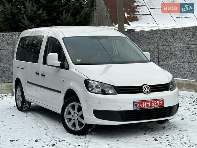 Белый Фольксваген Кадди, объемом двигателя 1.6 л и пробегом 272 тыс. км за 12200 $, фото 1 на Automoto.ua