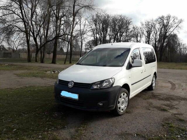 Белый Фольксваген Кадди, объемом двигателя 1.6 л и пробегом 270 тыс. км за 12600 $, фото 1 на Automoto.ua