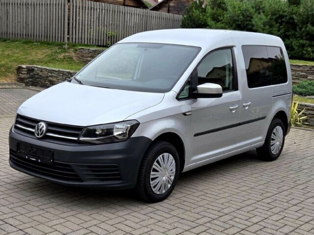 Білий Фольксваген Кадді, об'ємом двигуна 2 л та пробігом 280 тис. км за 8000 $, фото 1 на Automoto.ua