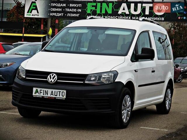 Белый Фольксваген Кадди, объемом двигателя 2 л и пробегом 173 тыс. км за 13500 $, фото 1 на Automoto.ua