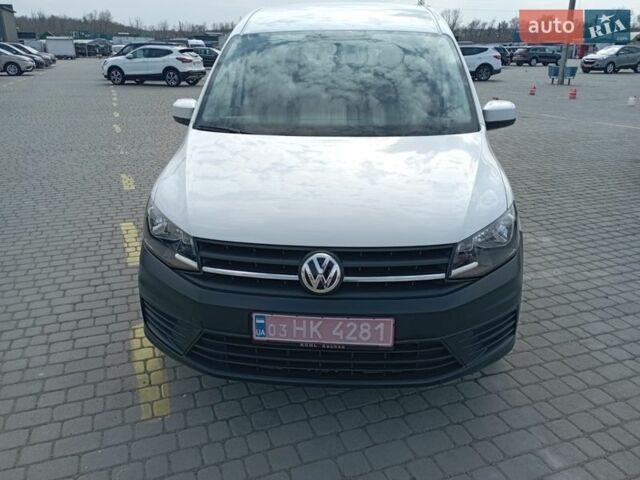 Белый Фольксваген Кадди, объемом двигателя 2 л и пробегом 143 тыс. км за 15700 $, фото 1 на Automoto.ua