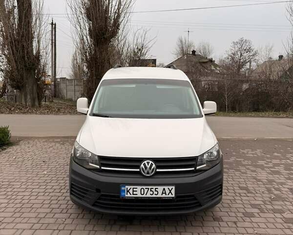 Белый Фольксваген Кадди, объемом двигателя 1.97 л и пробегом 98 тыс. км за 19000 $, фото 1 на Automoto.ua