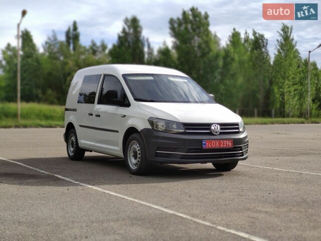 Белый Фольксваген Кадди, объемом двигателя 2 л и пробегом 190 тыс. км за 11400 $, фото 1 на Automoto.ua